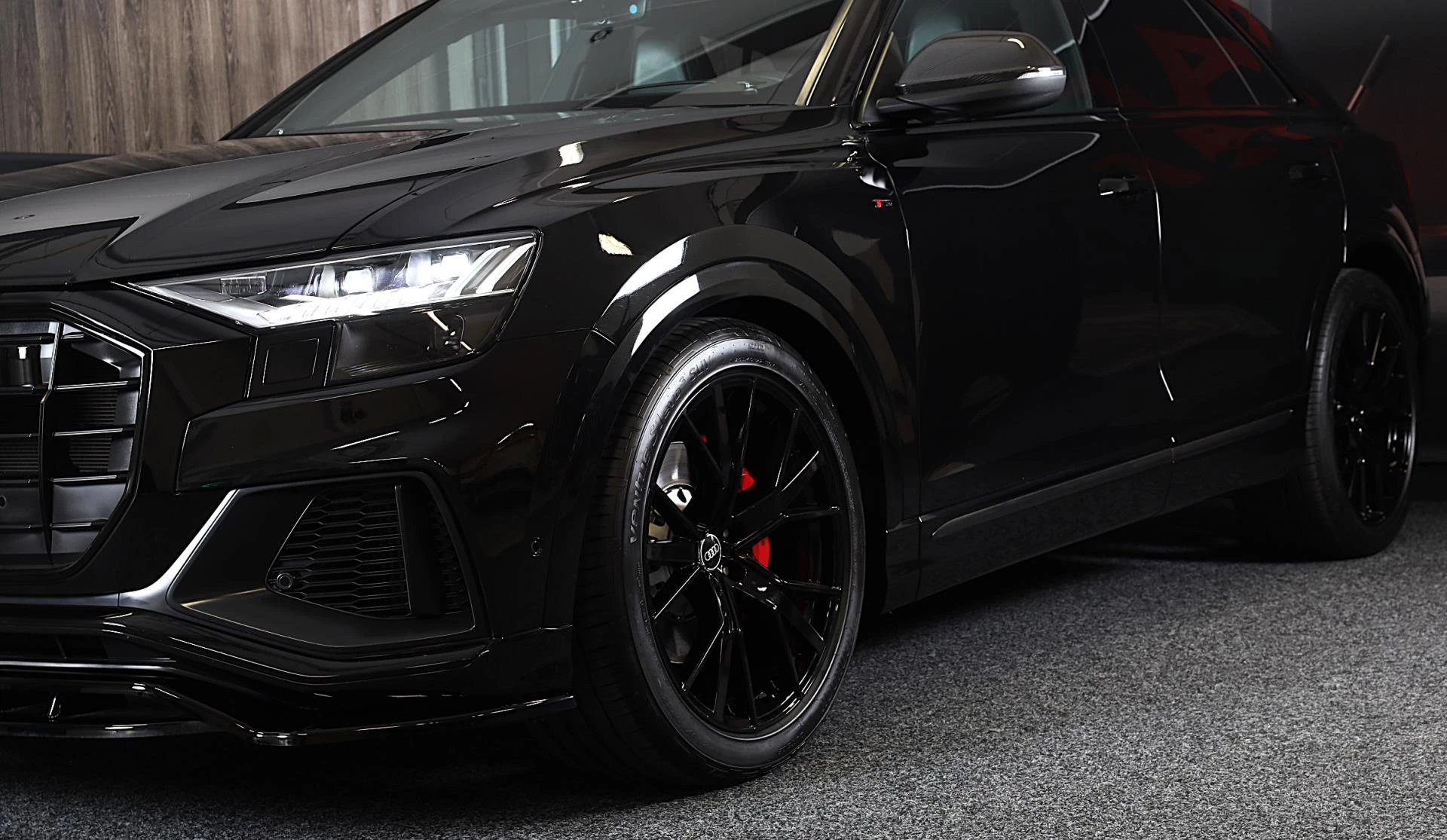 Hoofdafbeelding Audi Q8