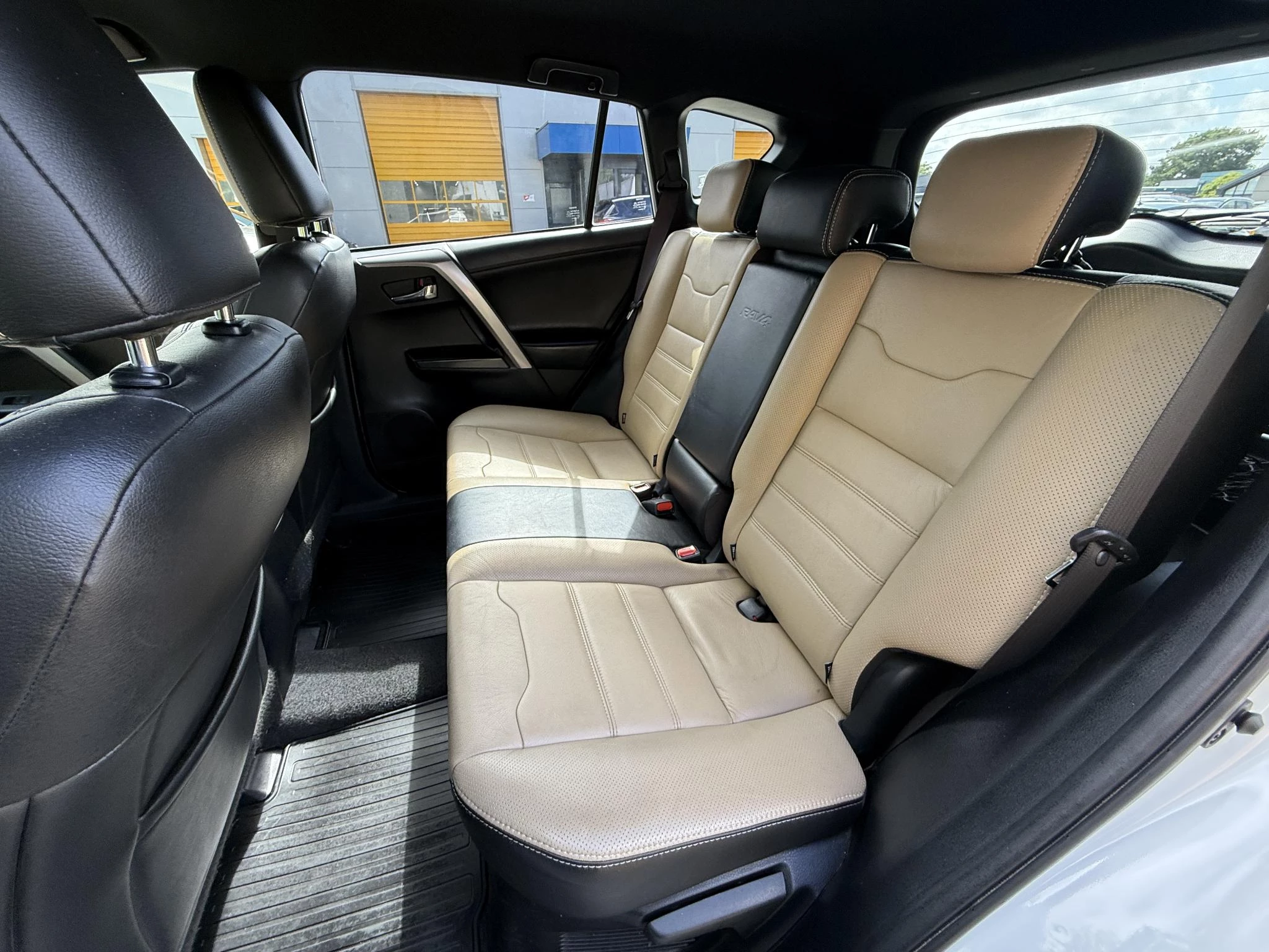 Hoofdafbeelding Toyota RAV4