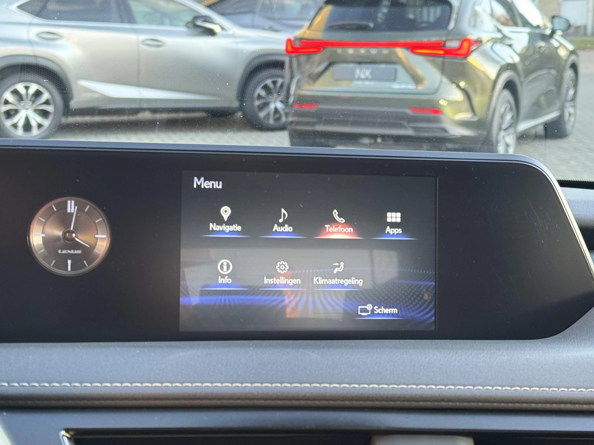 Hoofdafbeelding Lexus UX