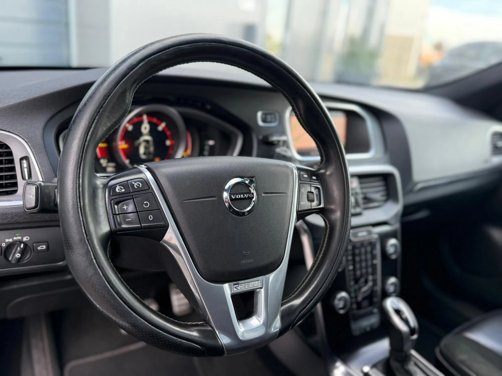 Hoofdafbeelding Volvo V40
