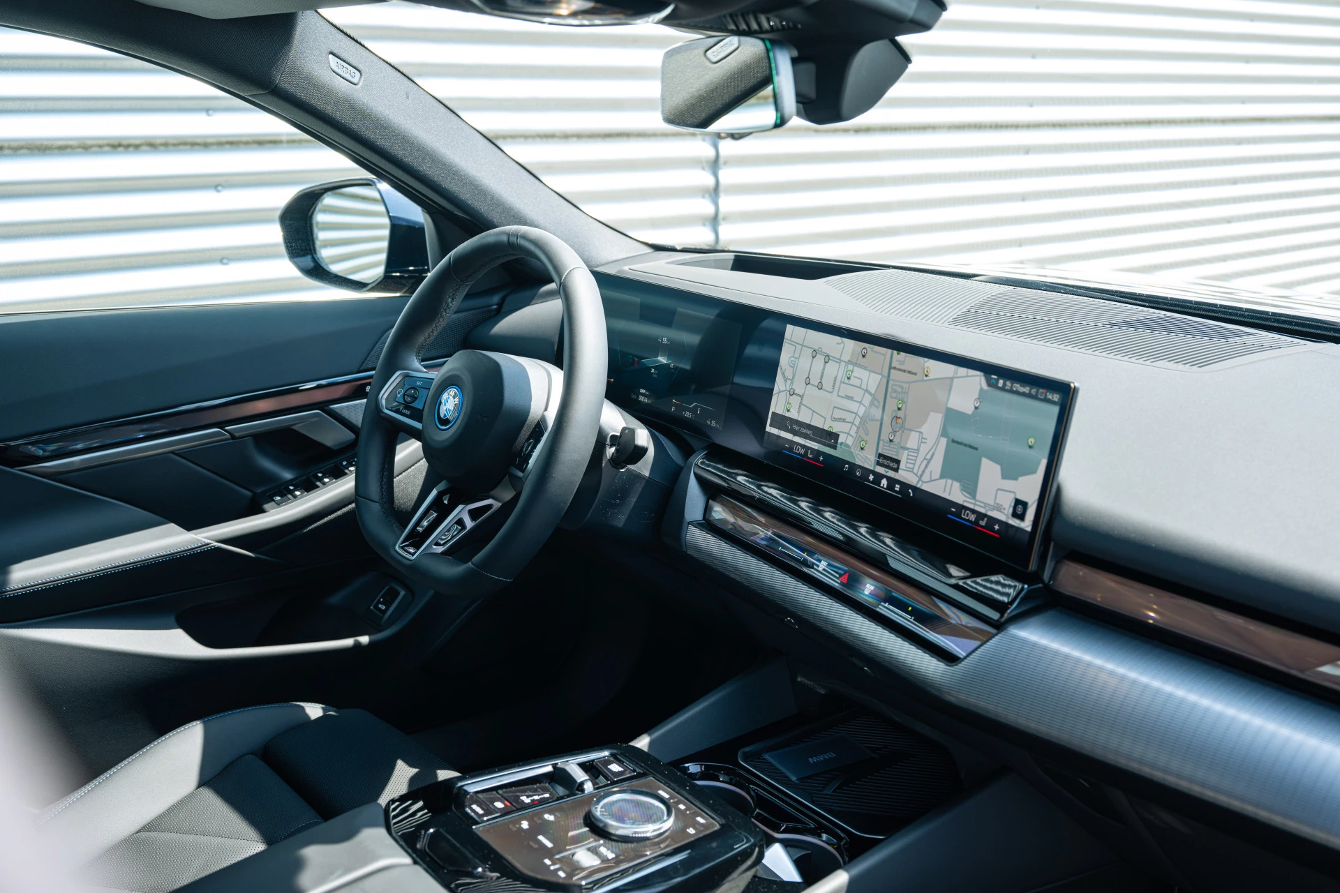 Hoofdafbeelding BMW i5