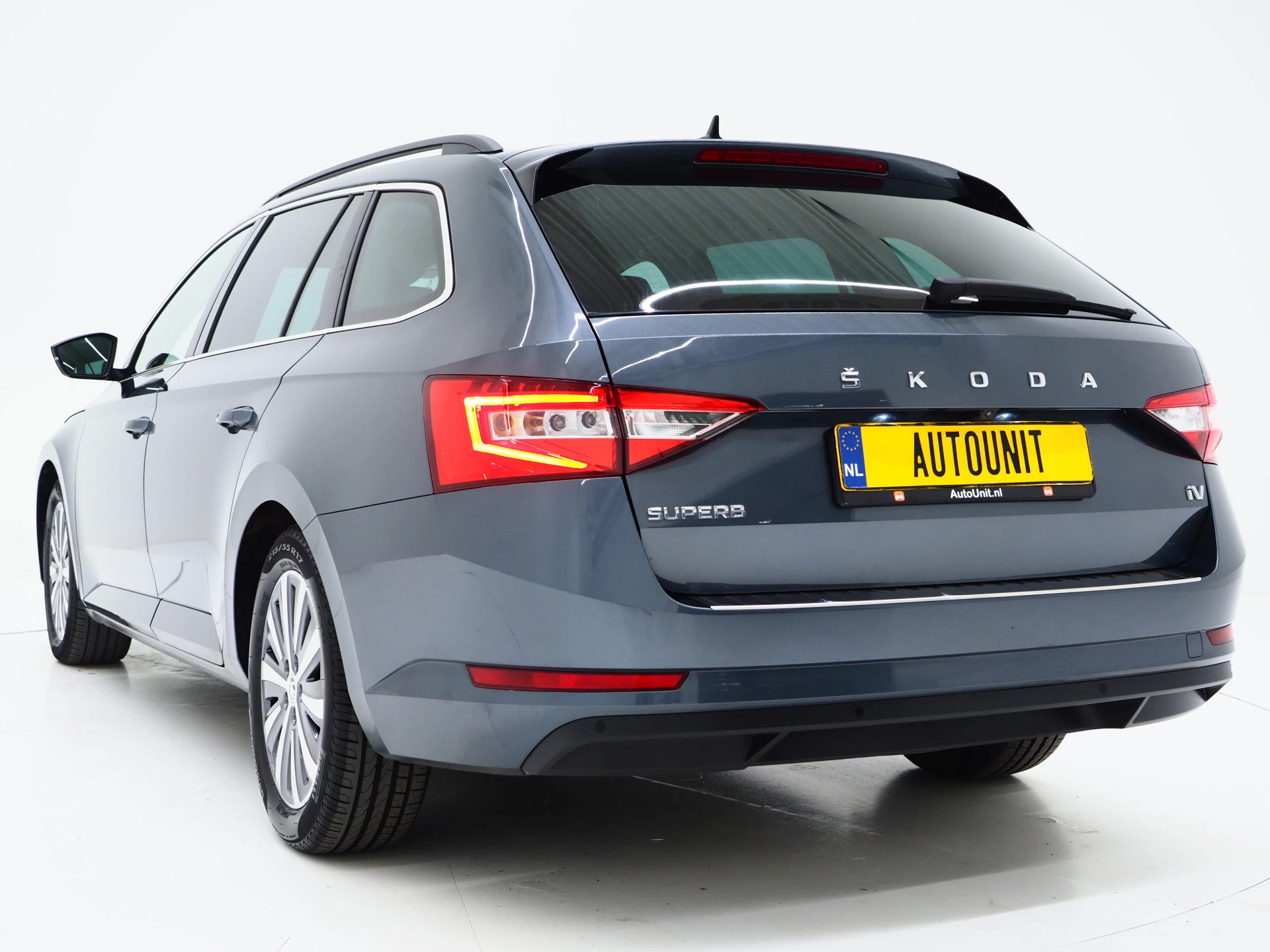 Hoofdafbeelding Škoda Superb