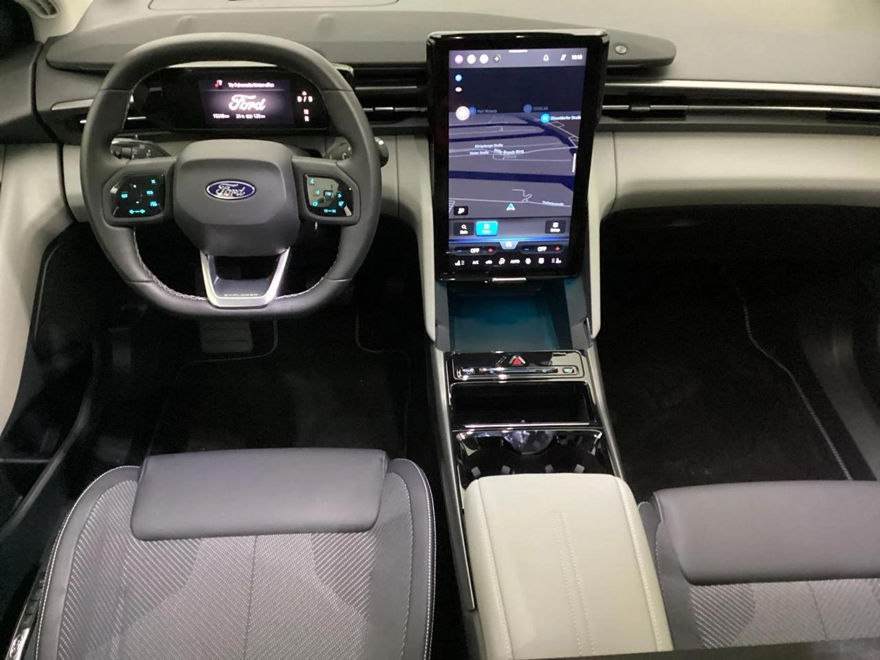 Hoofdafbeelding Ford Explorer