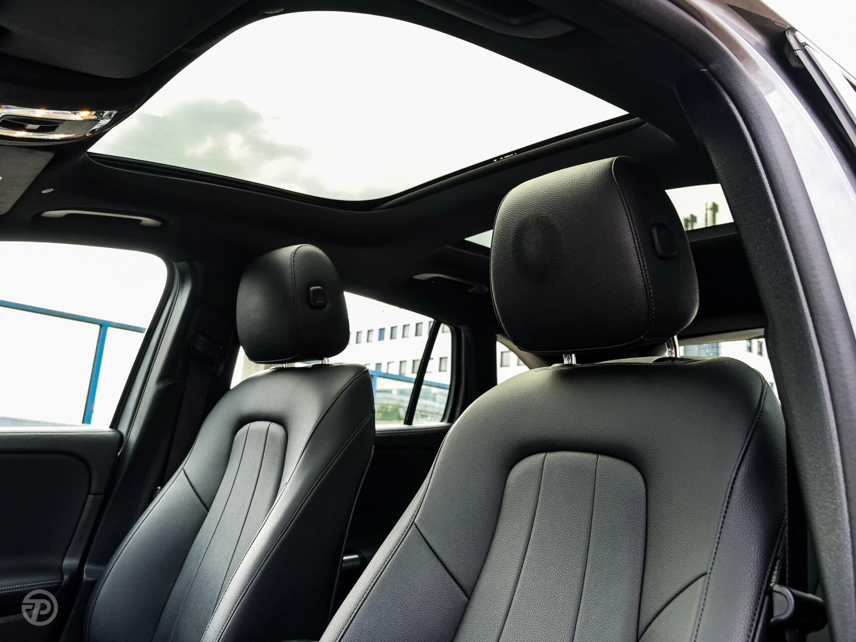 Hoofdafbeelding Mercedes-Benz EQA