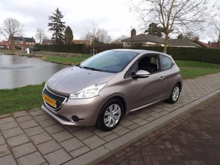 Peugeot 208 1.2 VTi ACTIVE