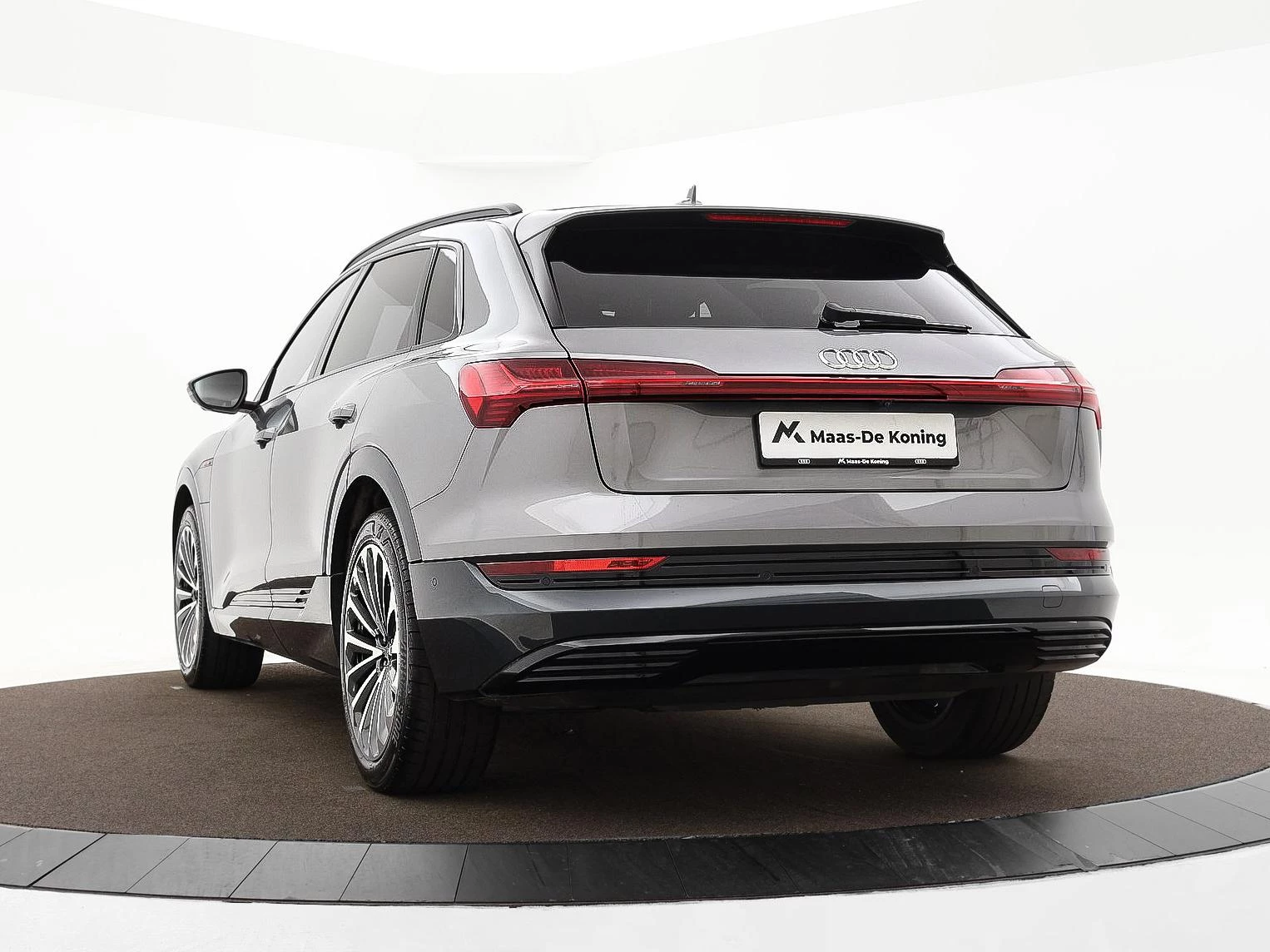 Hoofdafbeelding Audi e-tron