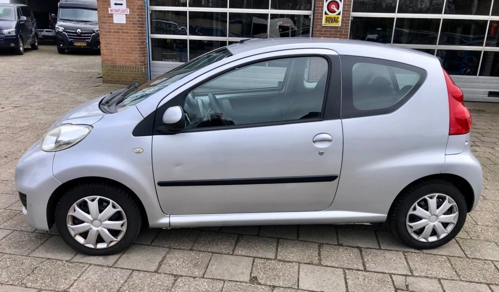 Hoofdafbeelding Peugeot 107