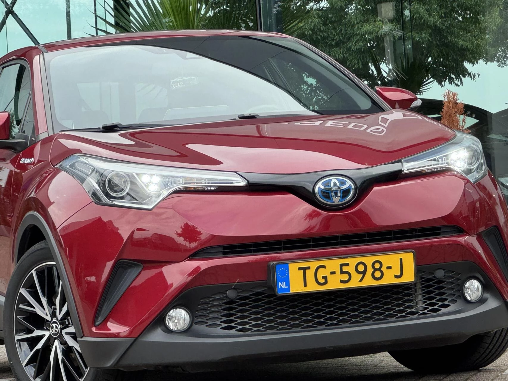 Hoofdafbeelding Toyota C-HR