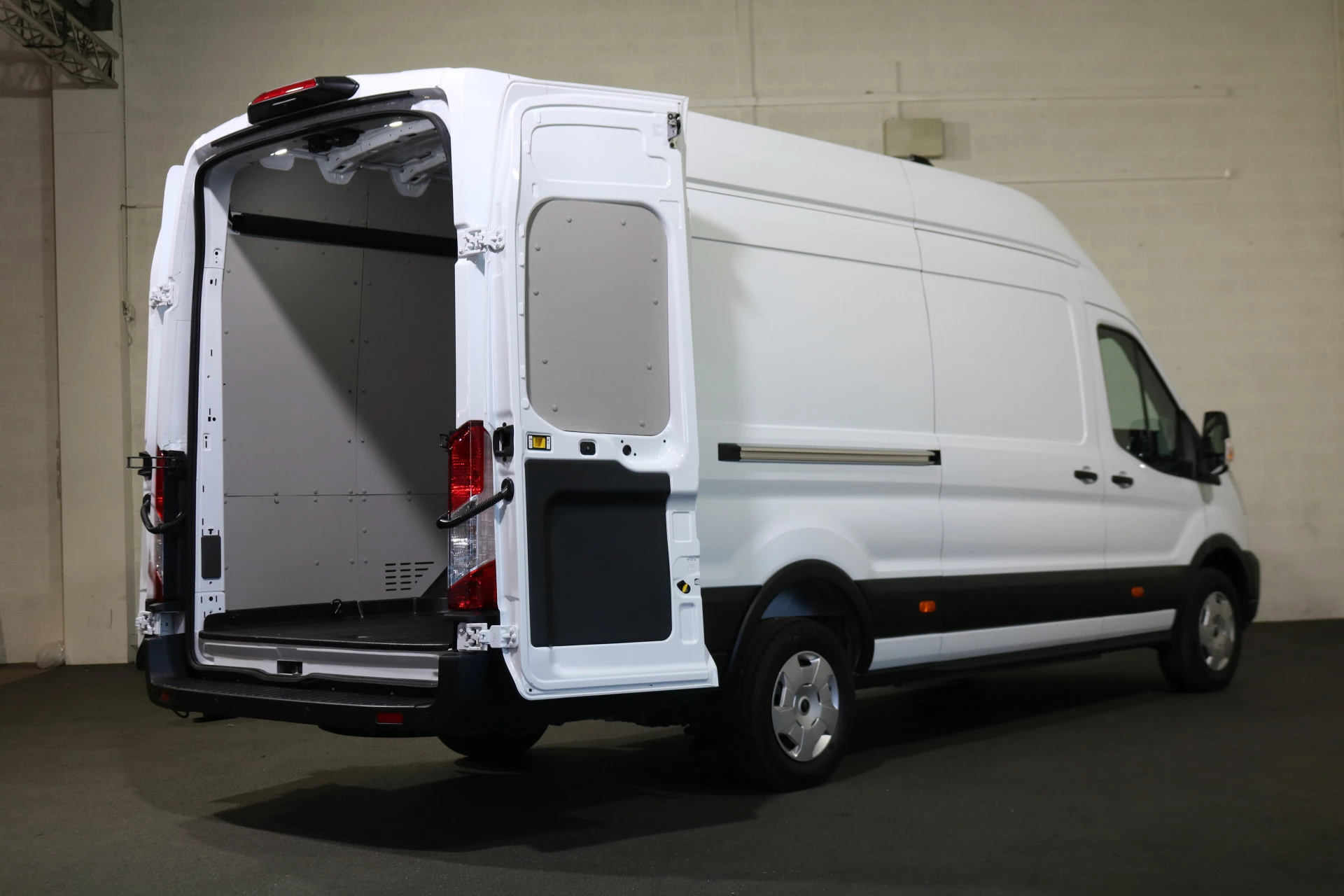 Hoofdafbeelding Ford E-Transit