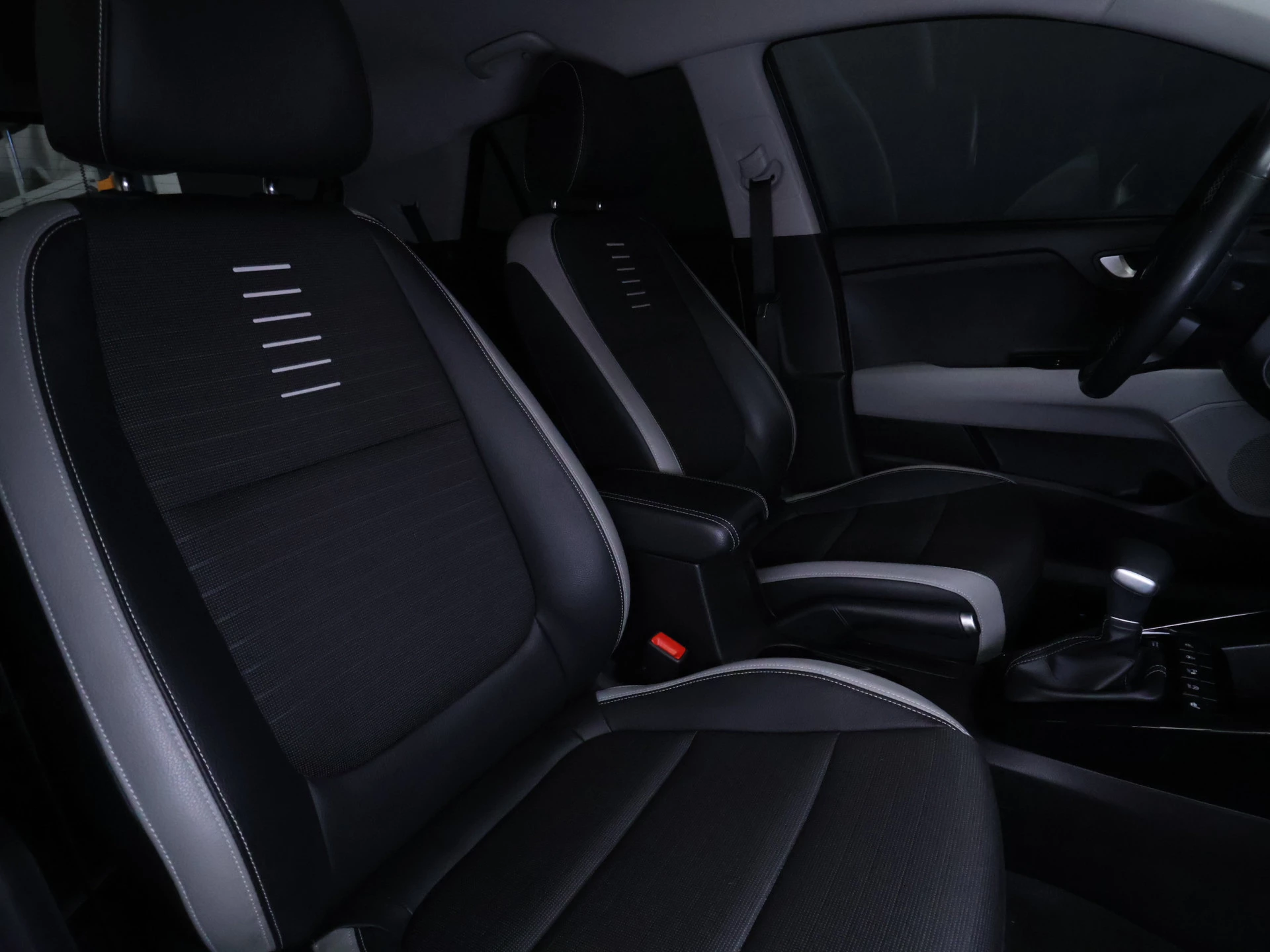 Hoofdafbeelding Kia Stonic