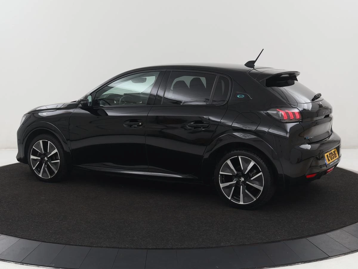 Hoofdafbeelding Peugeot e-208