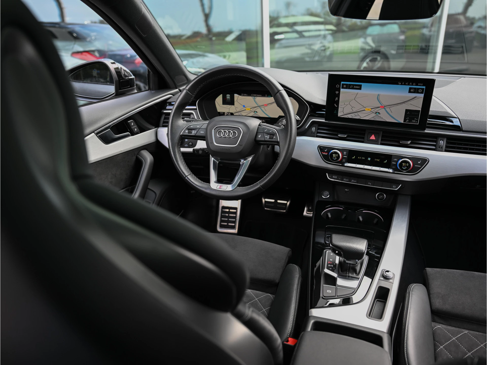 Hoofdafbeelding Audi A4