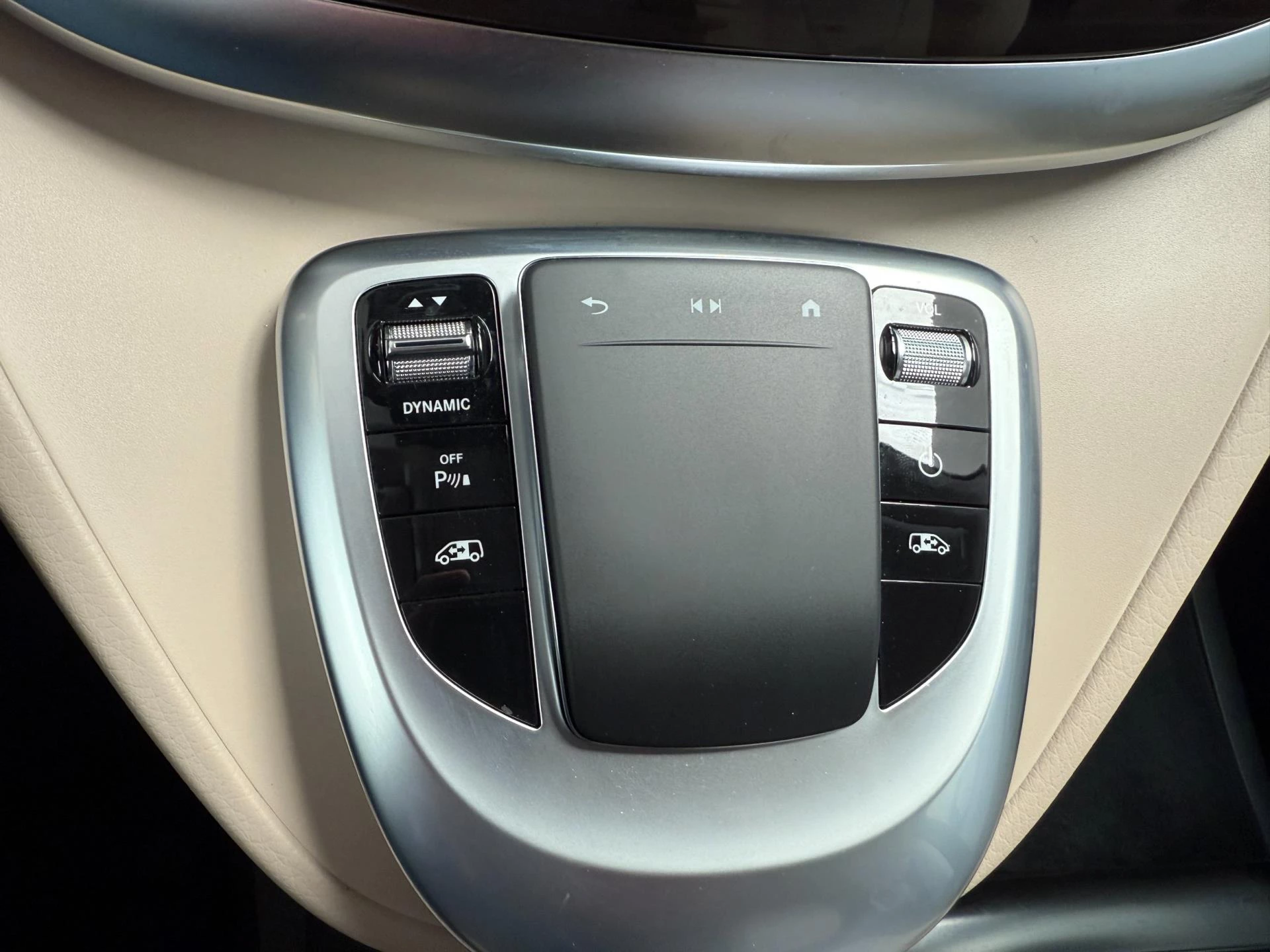 Hoofdafbeelding Mercedes-Benz EQV