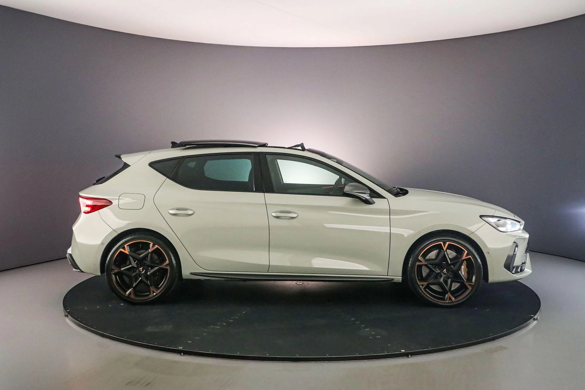 Hoofdafbeelding CUPRA Leon