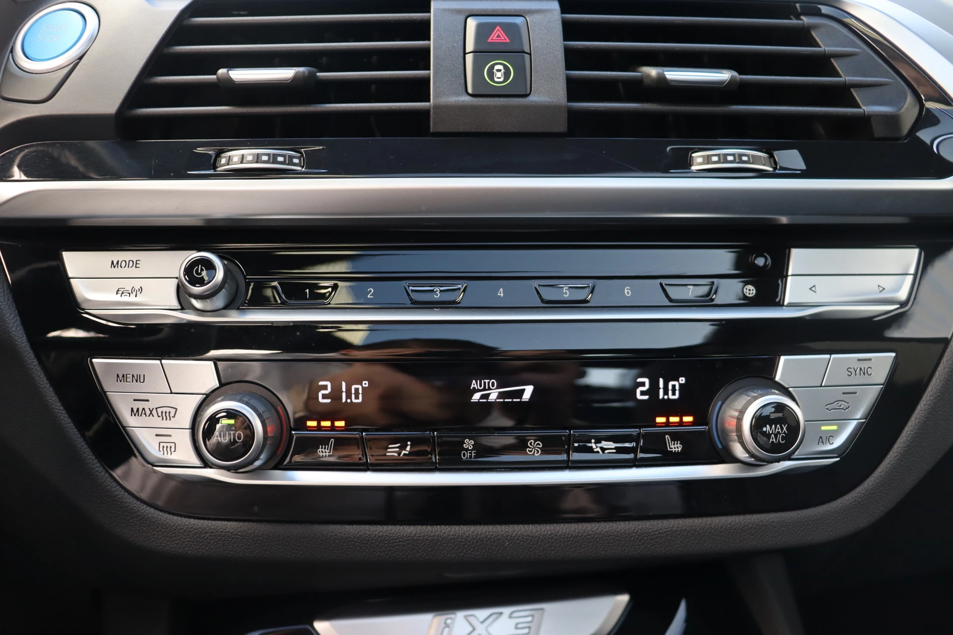Hoofdafbeelding BMW iX3