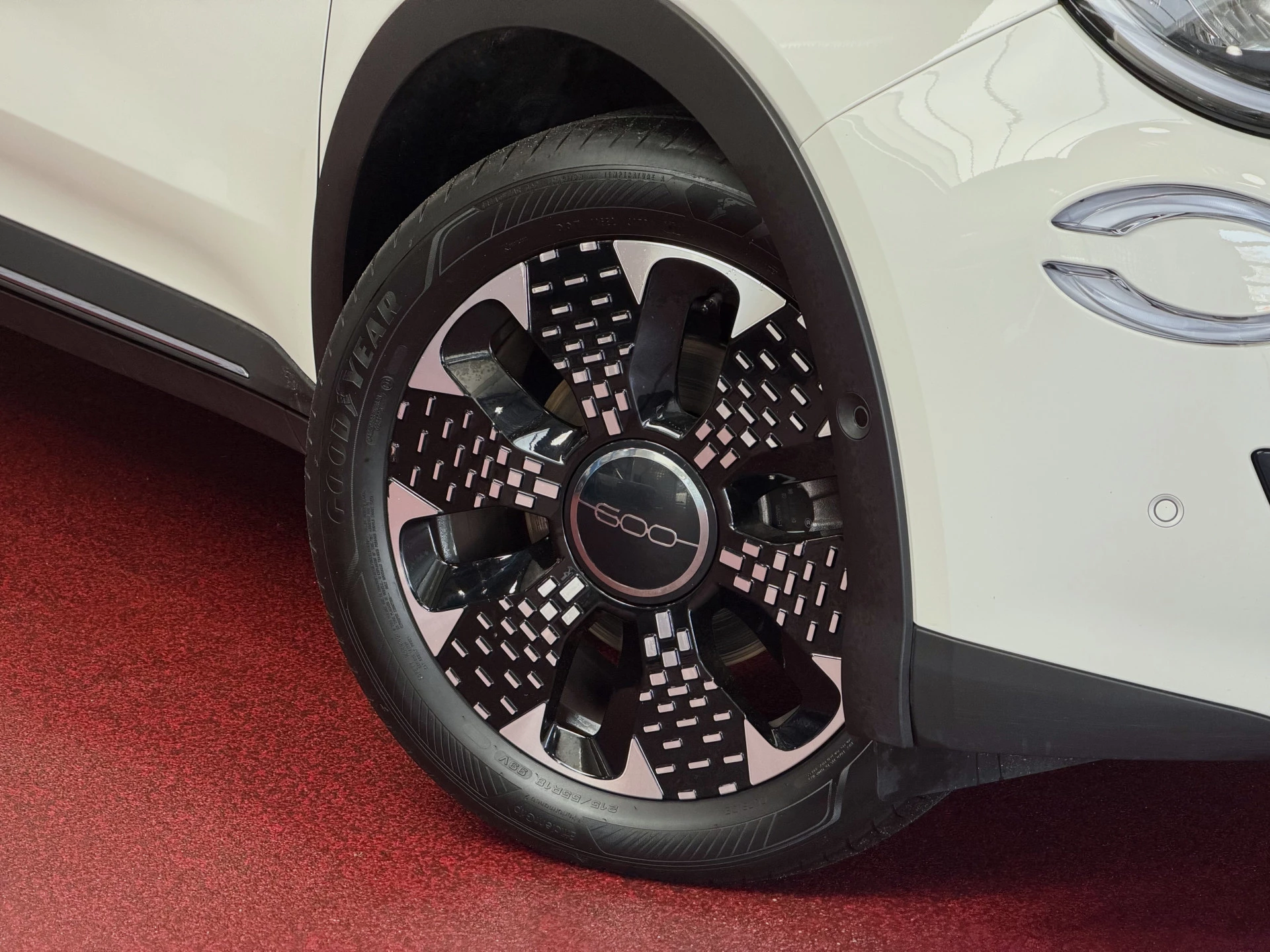 Hoofdafbeelding Fiat 600