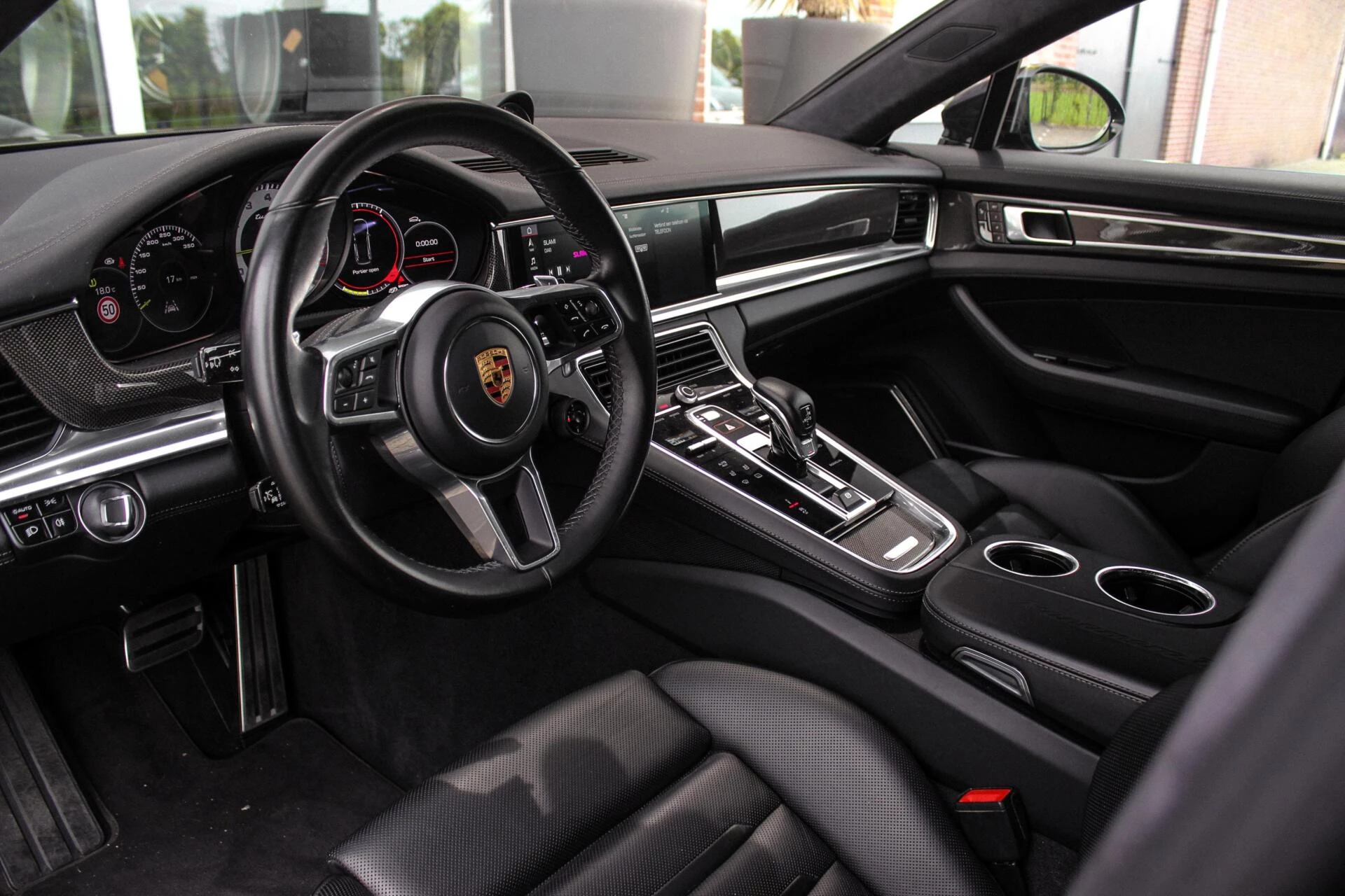 Hoofdafbeelding Porsche Panamera