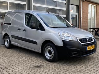 Hoofdafbeelding Peugeot Partner