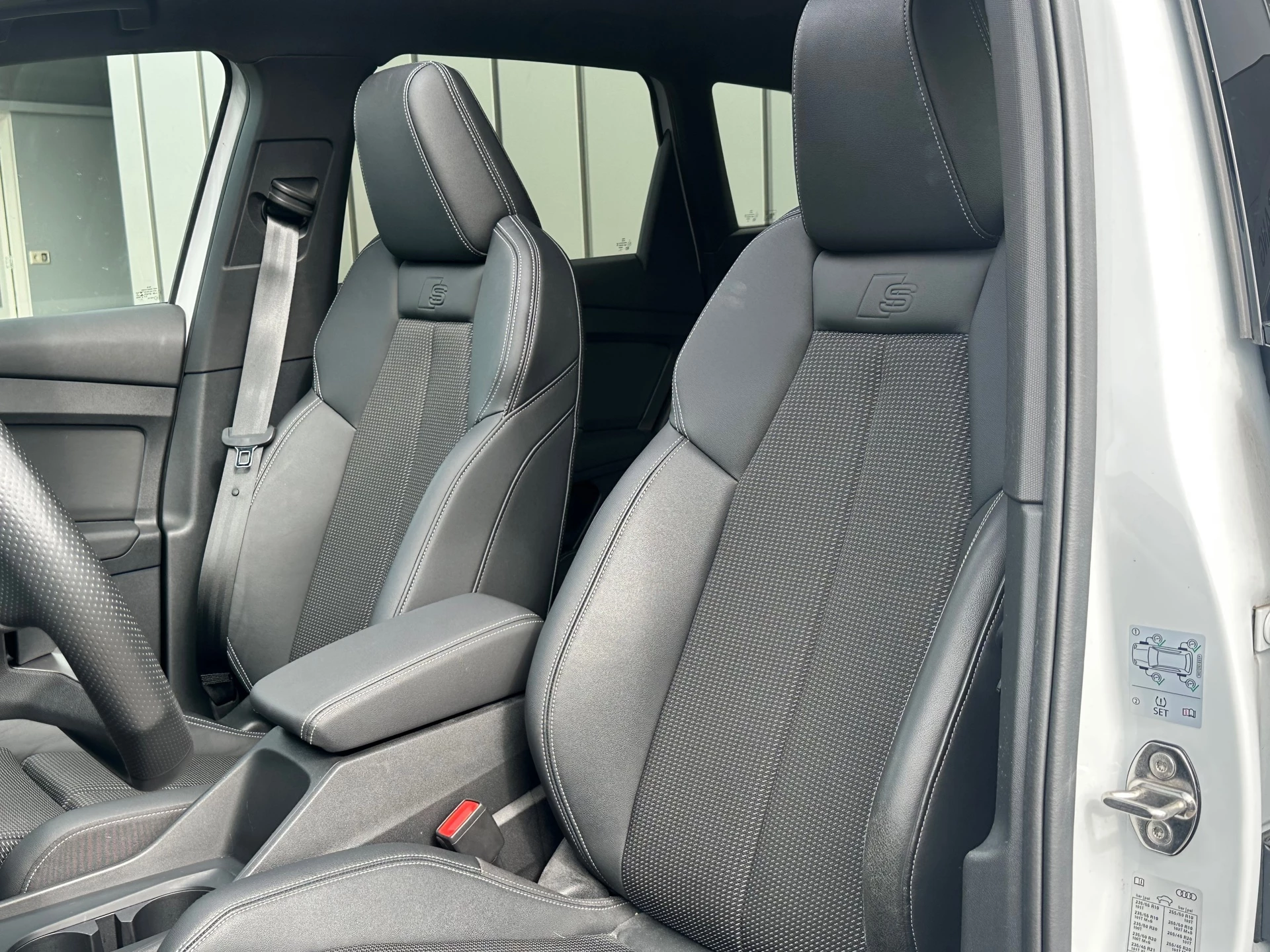 Hoofdafbeelding Audi Q4 e-tron