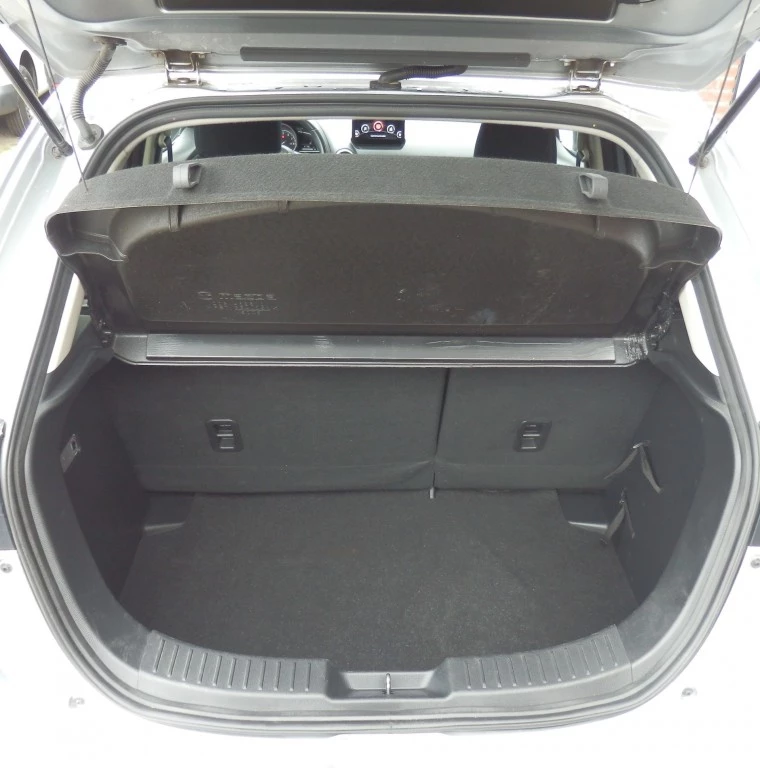 Hoofdafbeelding Mazda 2