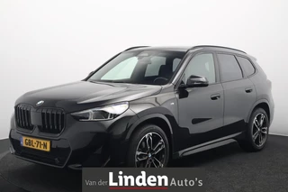 BMW X1 sDrive18i M-Sport | Panorama dak | El. Inklapbare Trekhaak | Harman/Kardon