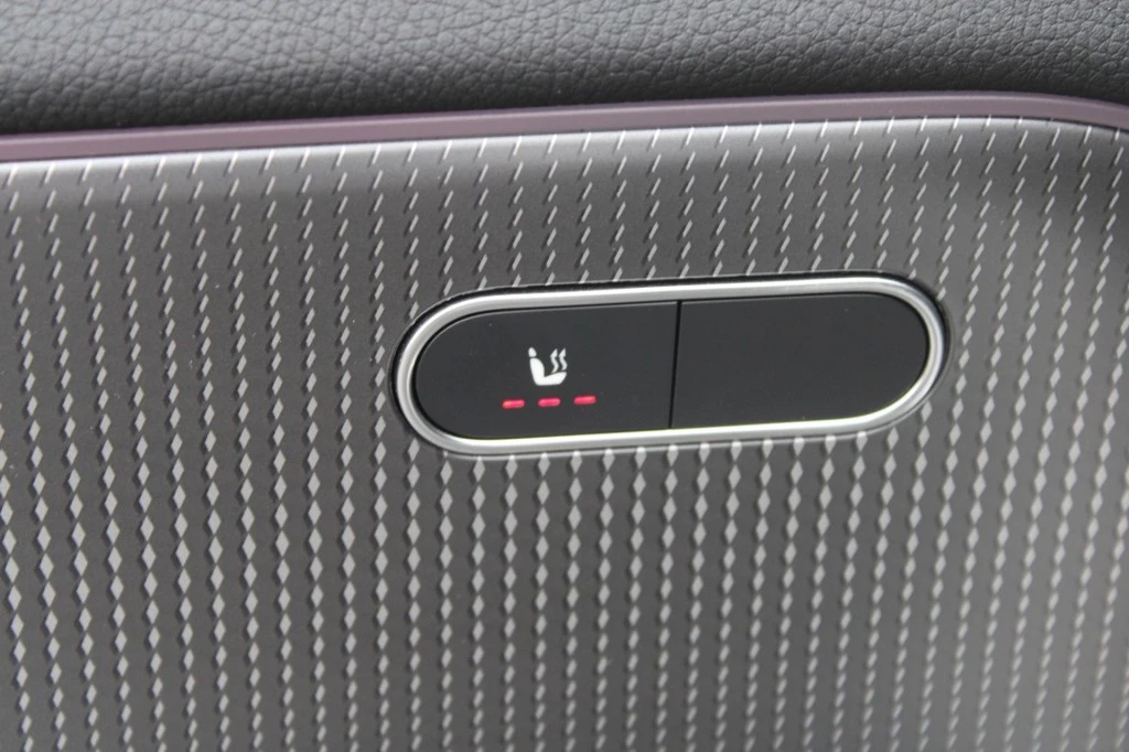 Hoofdafbeelding Mercedes-Benz EQA