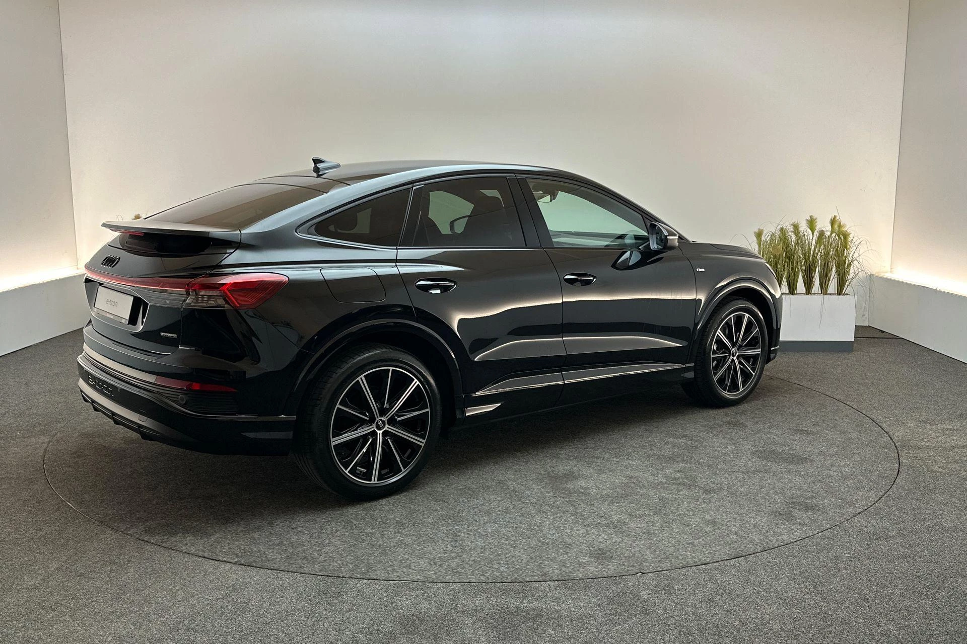 Hoofdafbeelding Audi Q4 e-tron