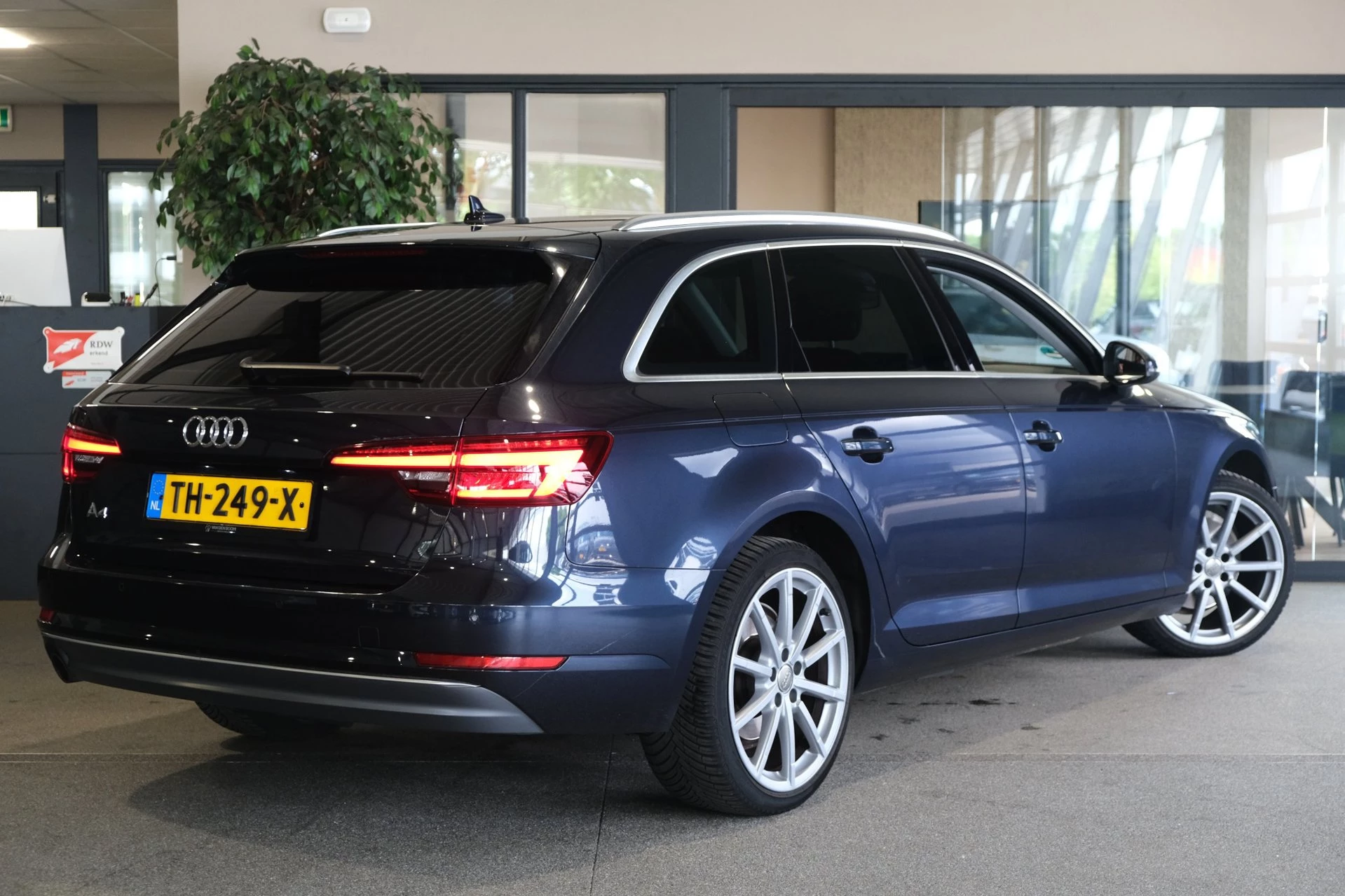 Hoofdafbeelding Audi A4
