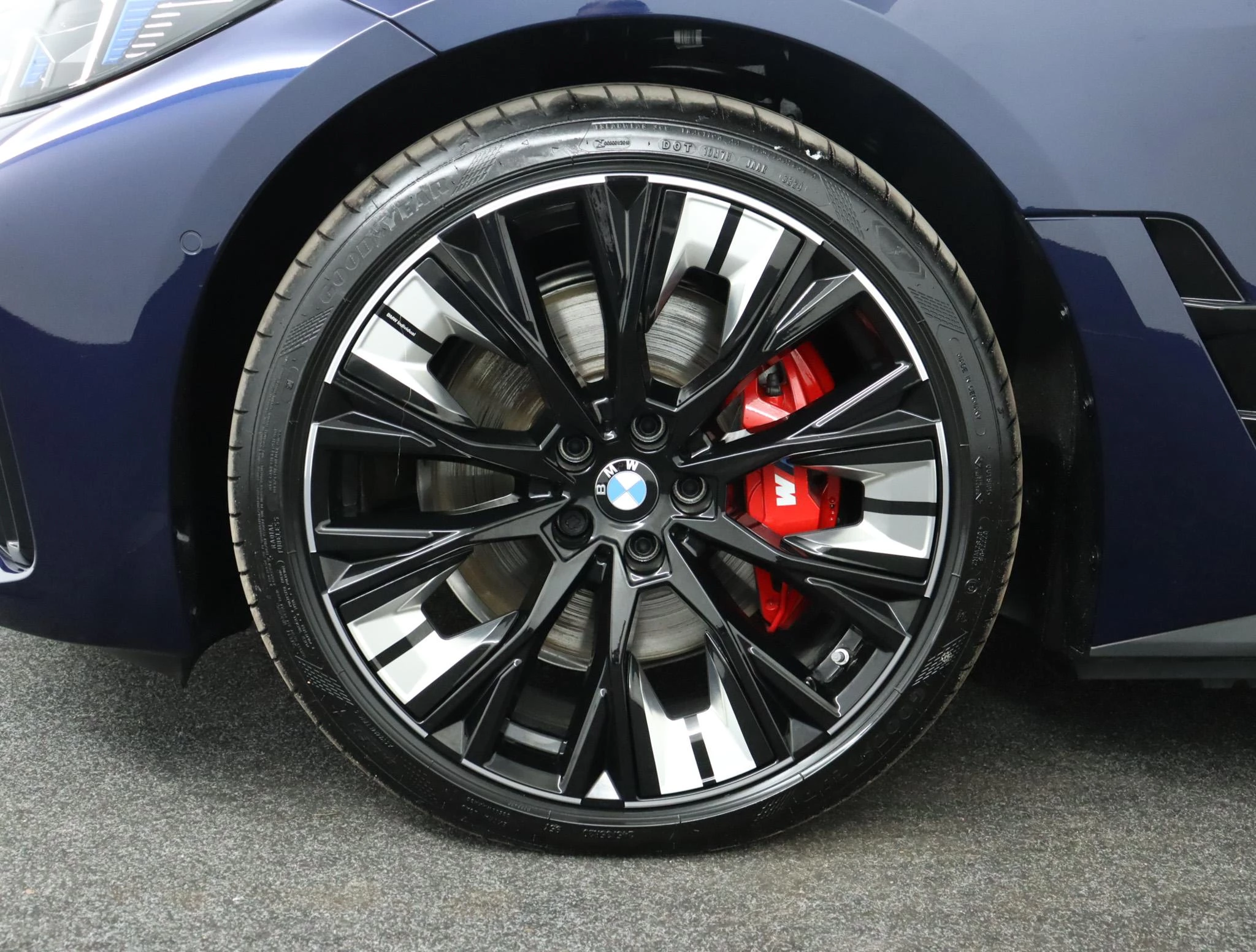 Hoofdafbeelding BMW i4