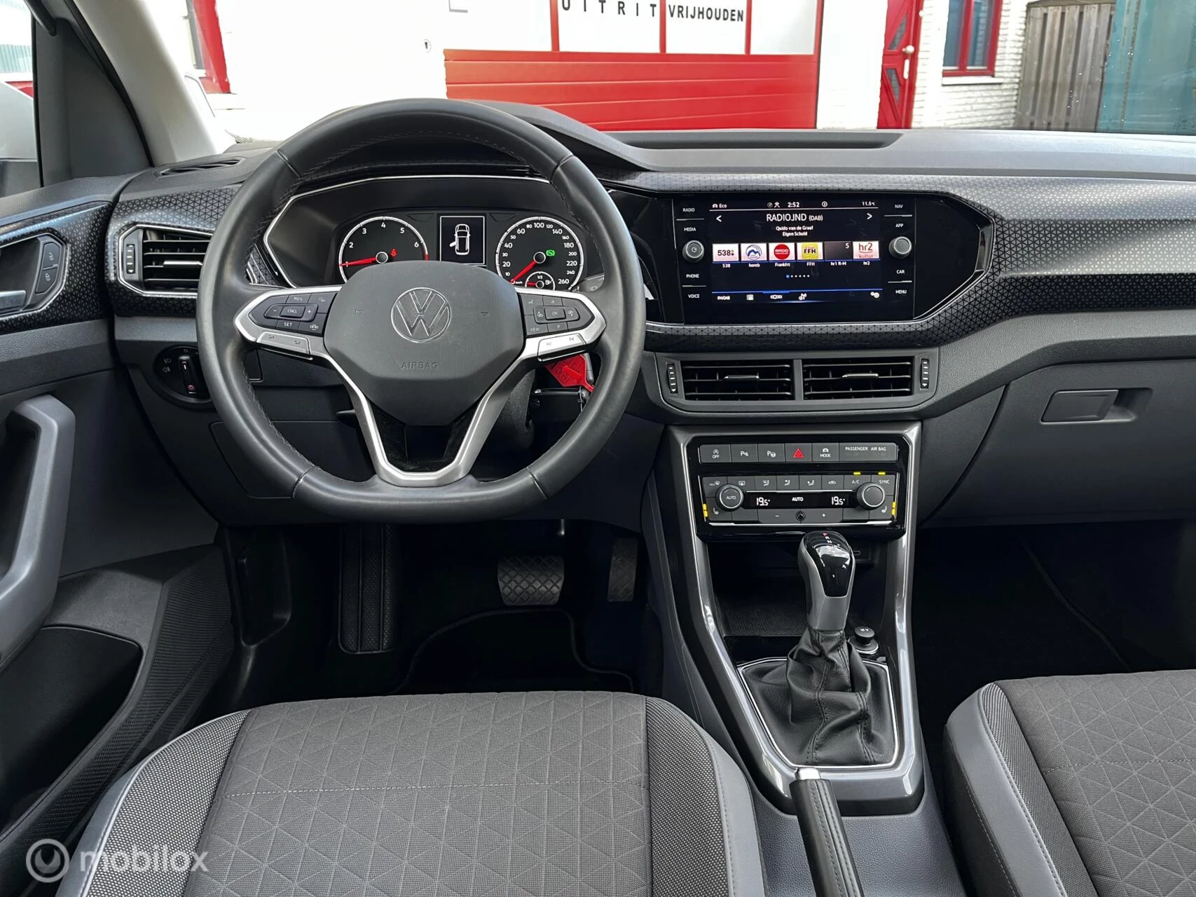 Hoofdafbeelding Volkswagen T-Cross