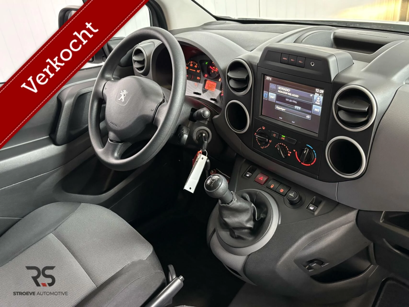 Hoofdafbeelding Peugeot Partner
