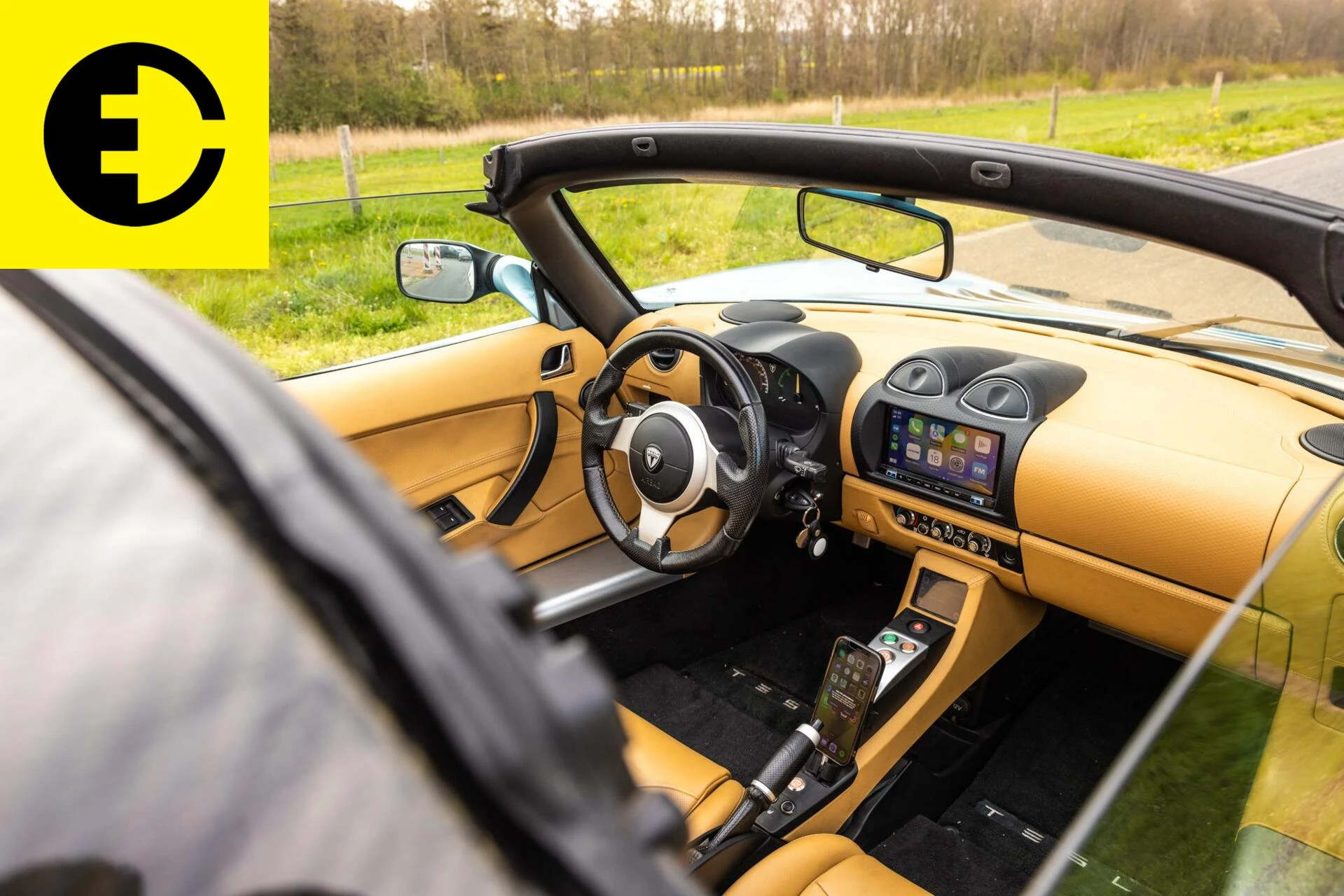 Hoofdafbeelding Tesla Roadster