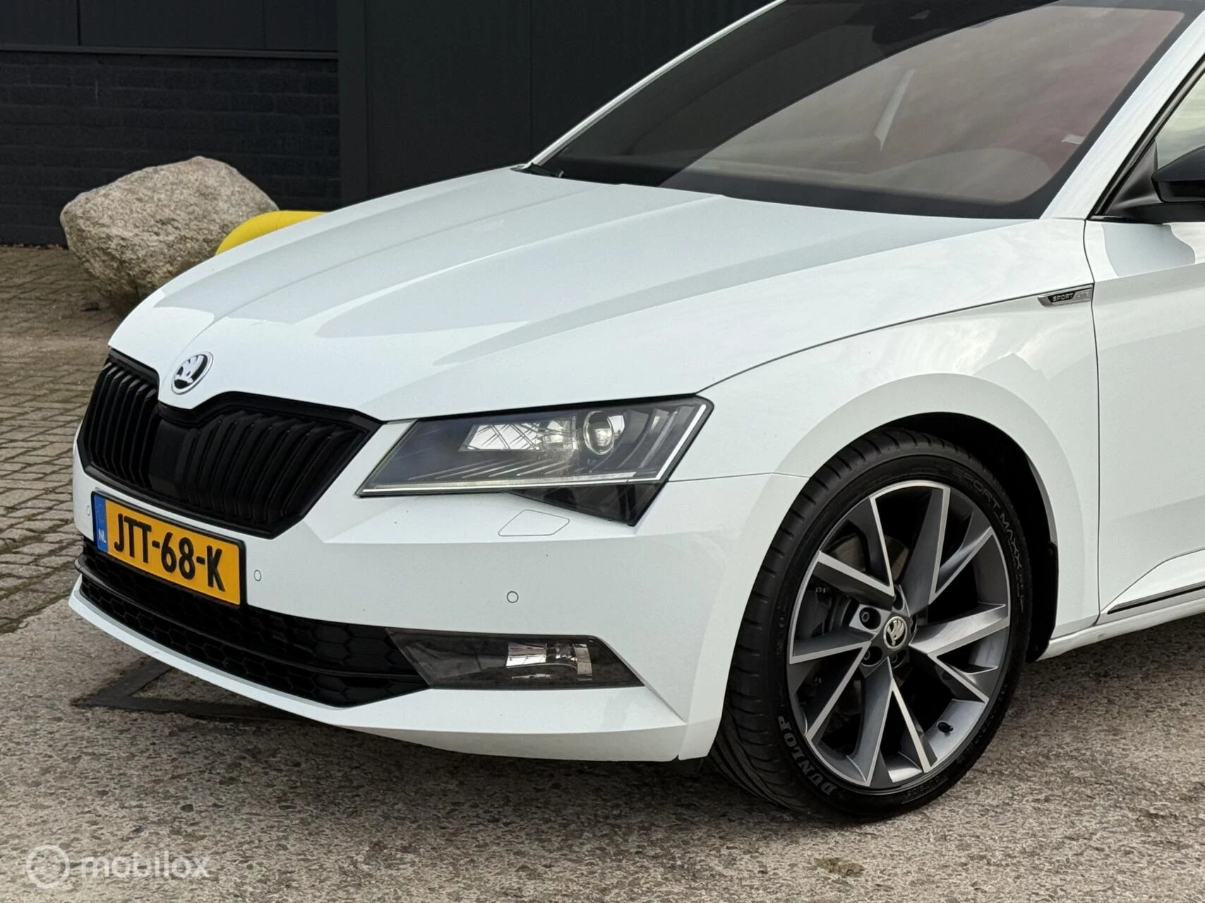 Hoofdafbeelding Škoda Superb
