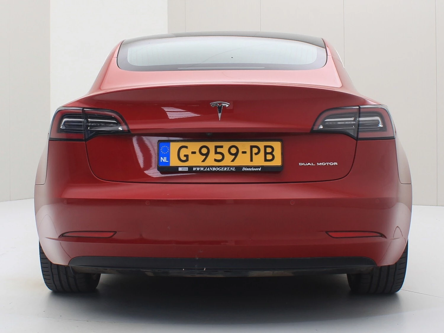Hoofdafbeelding Tesla Model 3