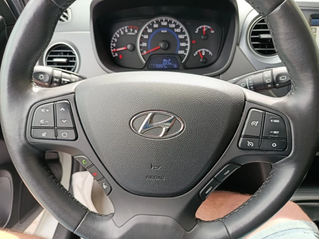 Hoofdafbeelding Hyundai i10