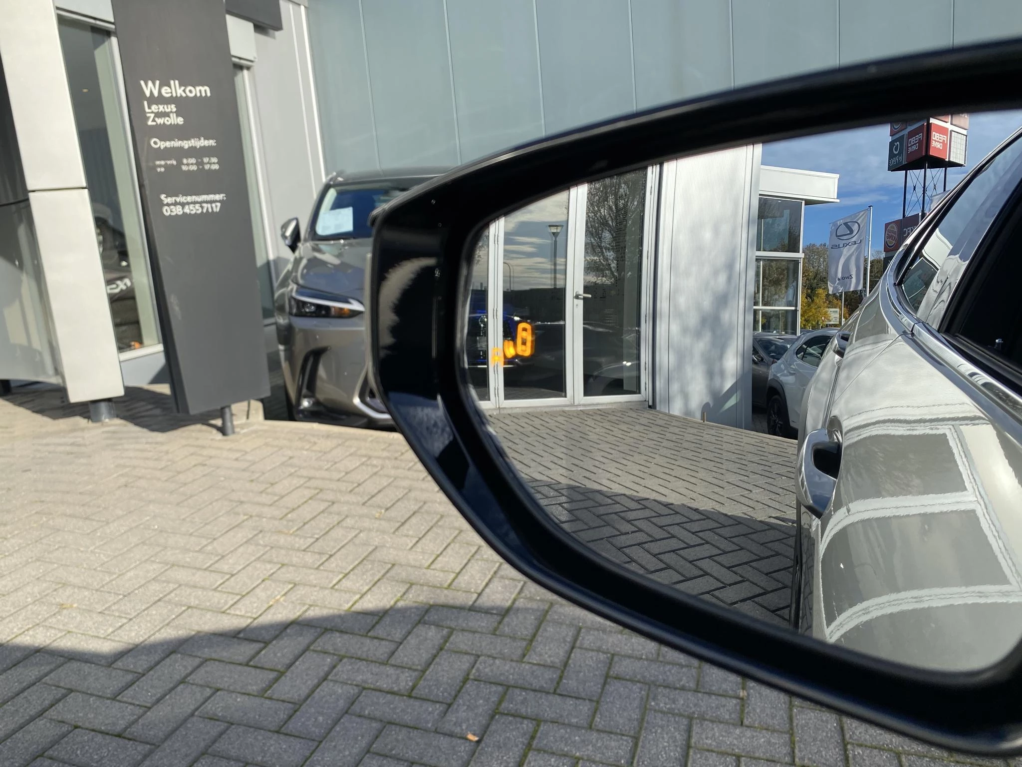 Hoofdafbeelding Lexus UX