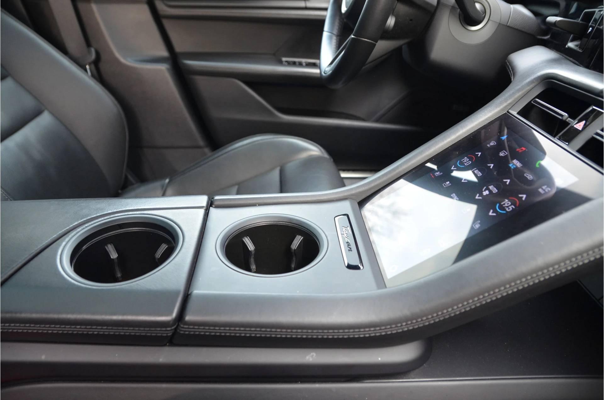 Hoofdafbeelding Porsche Taycan