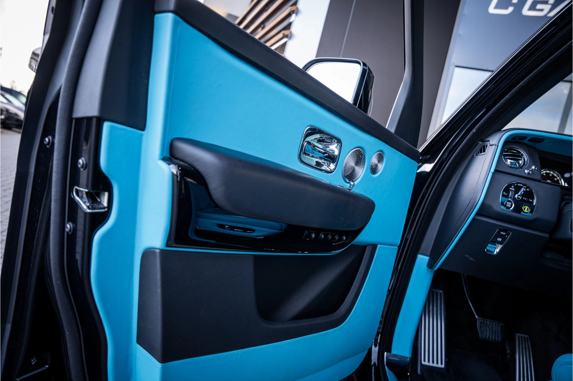 Hoofdafbeelding Rolls-Royce Cullinan