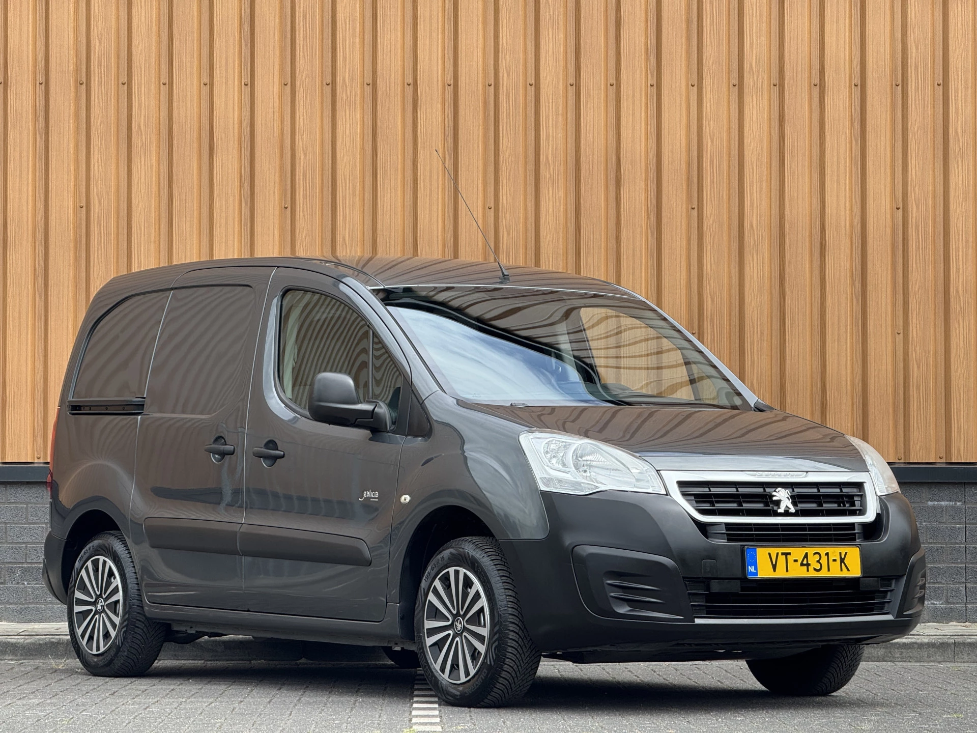 Hoofdafbeelding Peugeot Partner