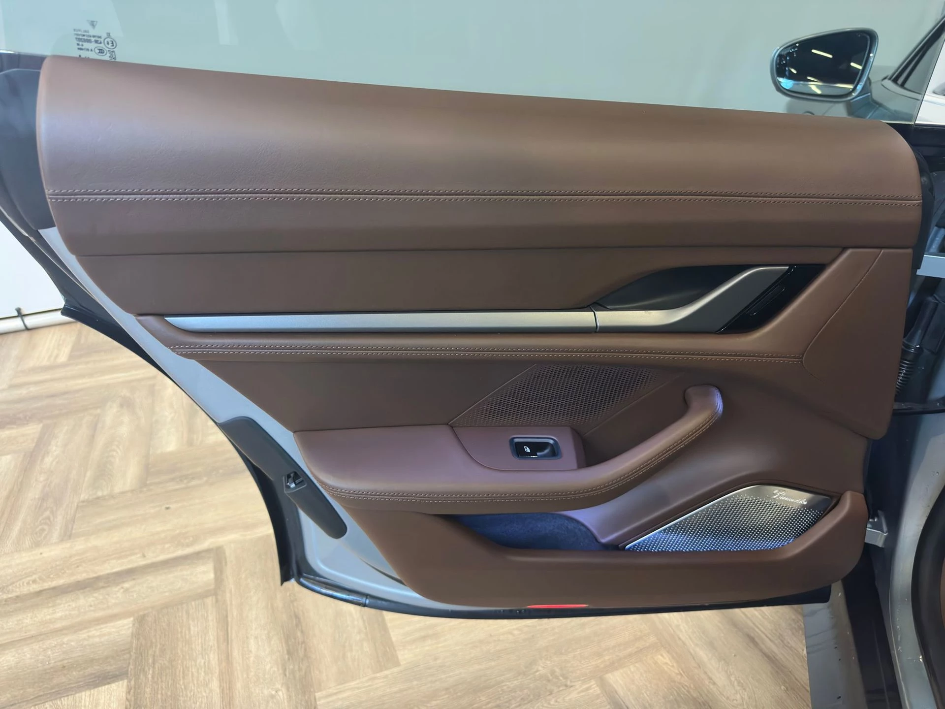 Hoofdafbeelding Porsche Taycan