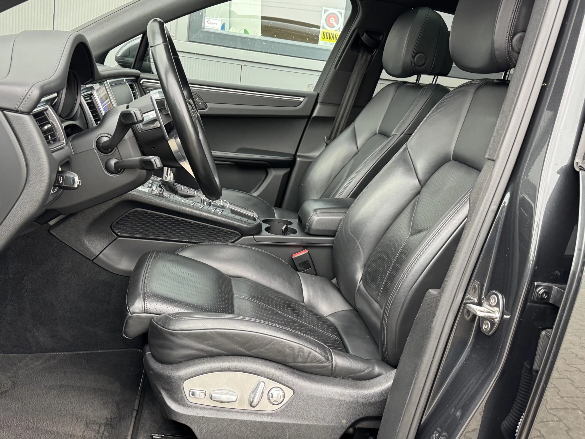 Hoofdafbeelding Porsche Macan