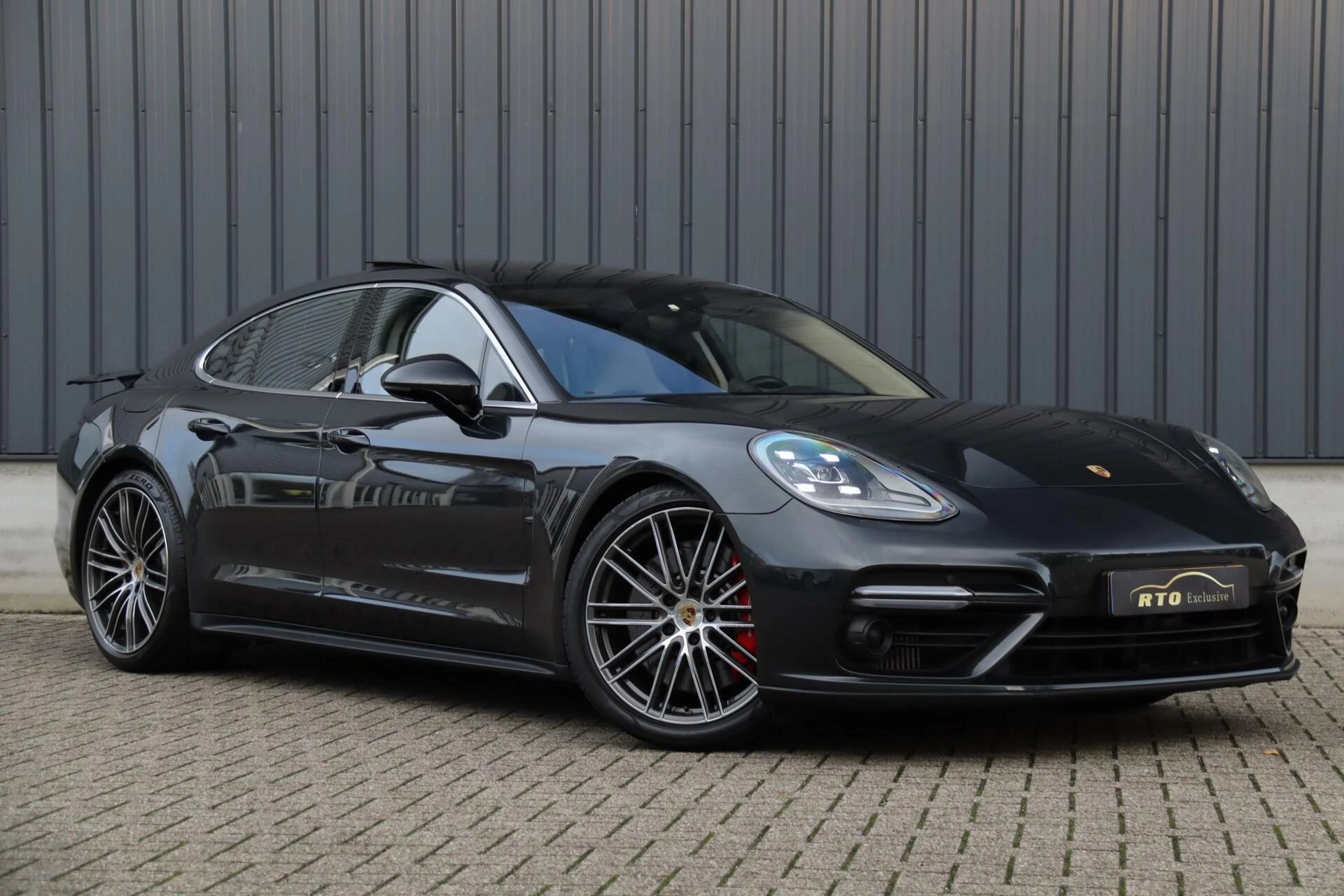 Hoofdafbeelding Porsche Panamera