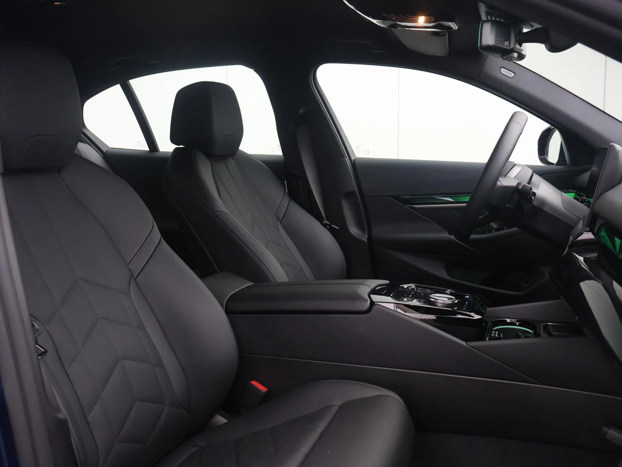 Hoofdafbeelding BMW i5