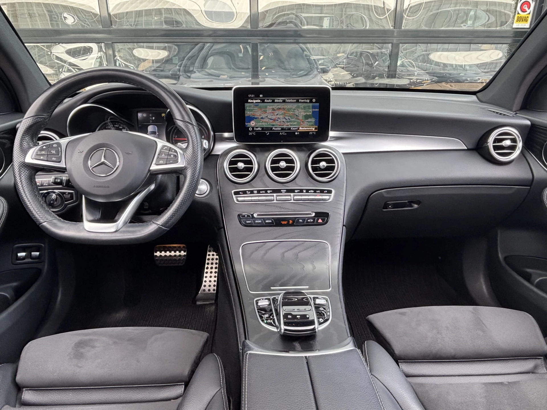 Hoofdafbeelding Mercedes-Benz GLC