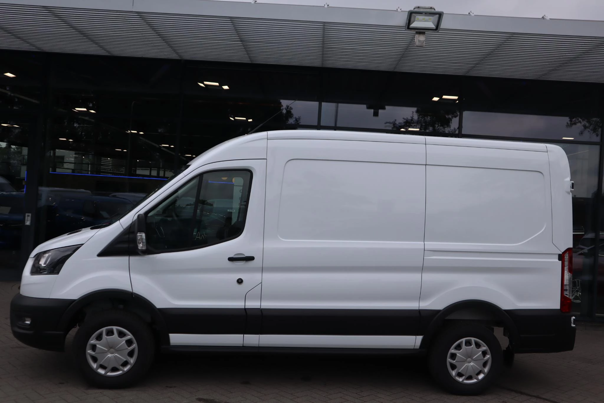 Hoofdafbeelding Ford E-Transit