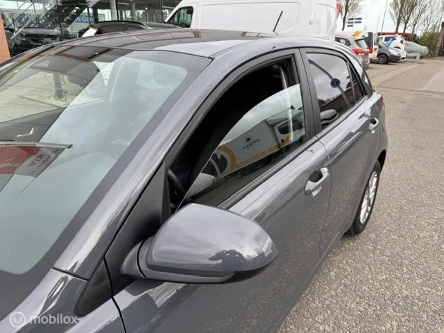 Hoofdafbeelding Kia Rio