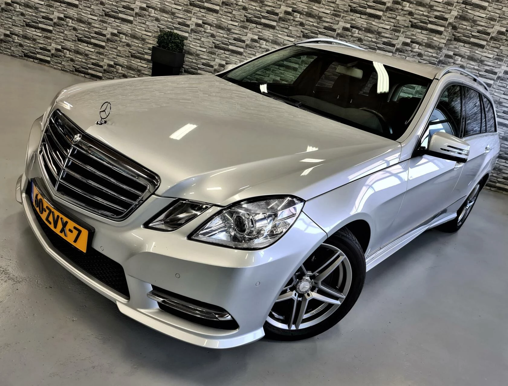 Hoofdafbeelding Mercedes-Benz E-Klasse