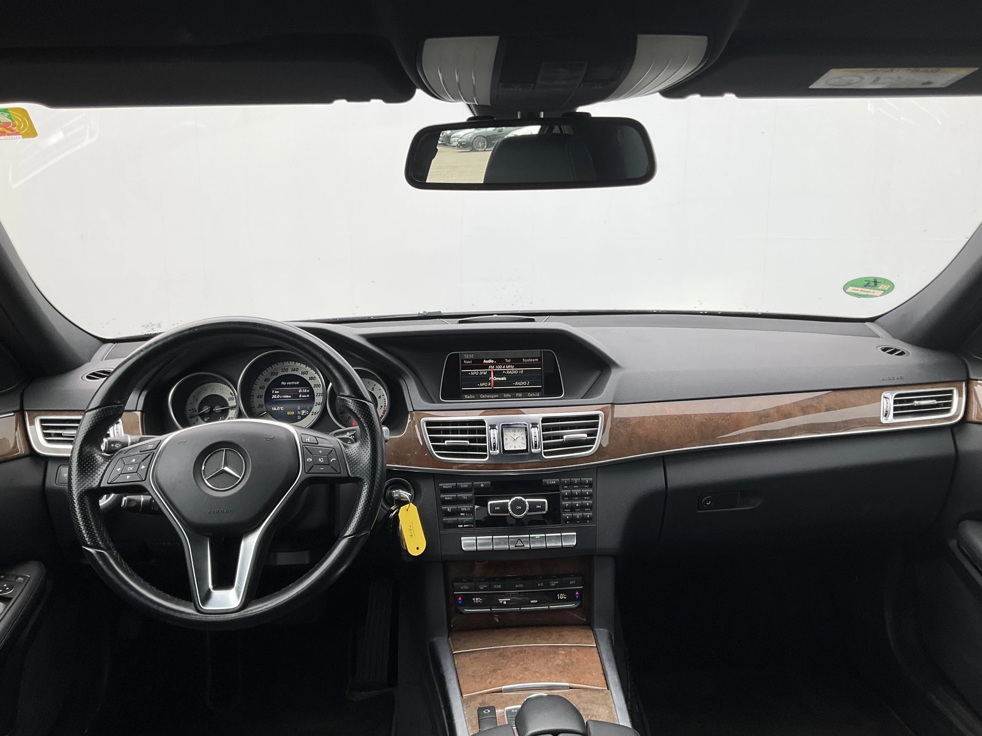 Hoofdafbeelding Mercedes-Benz E-Klasse