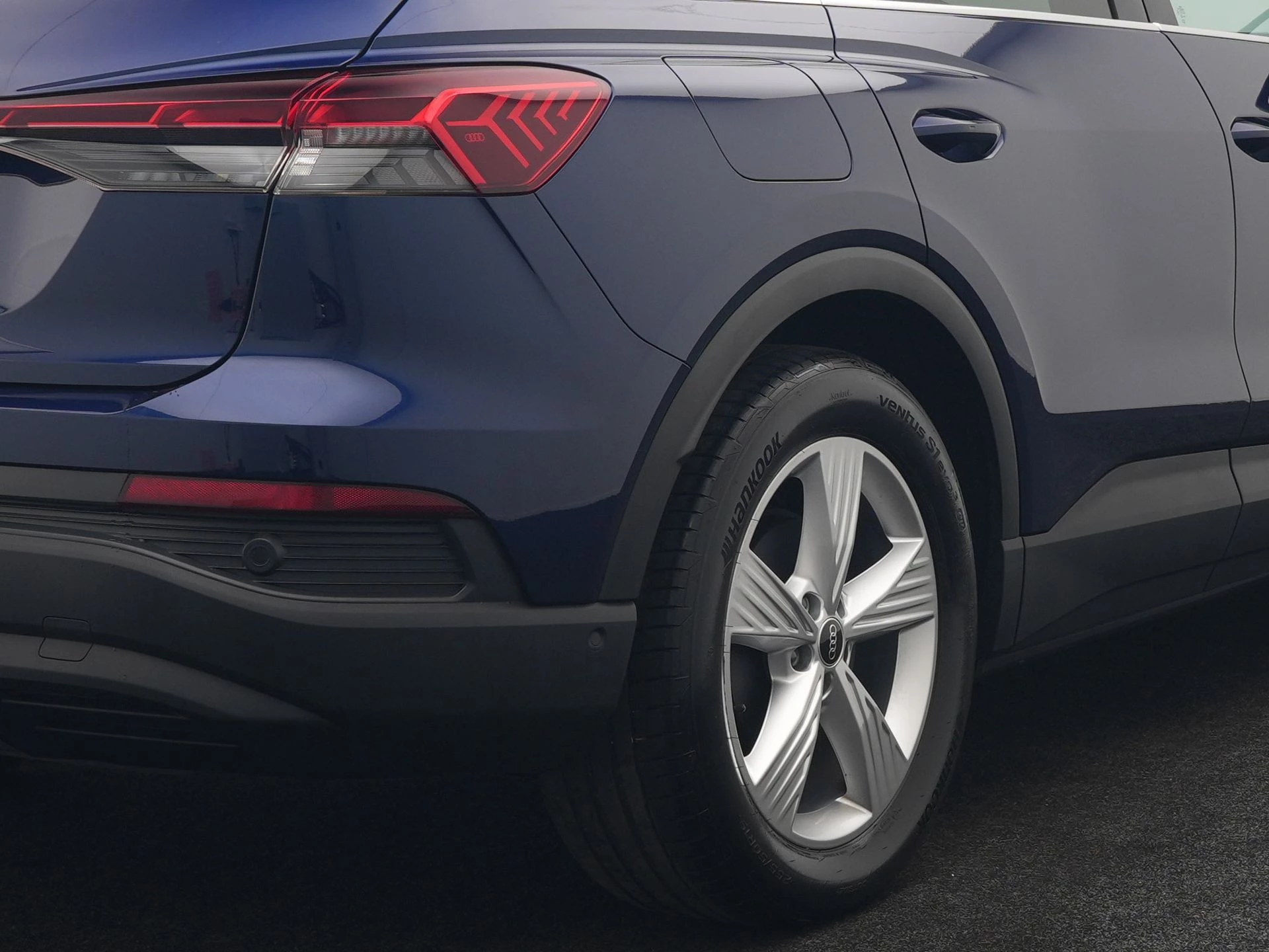 Hoofdafbeelding Audi Q4 e-tron