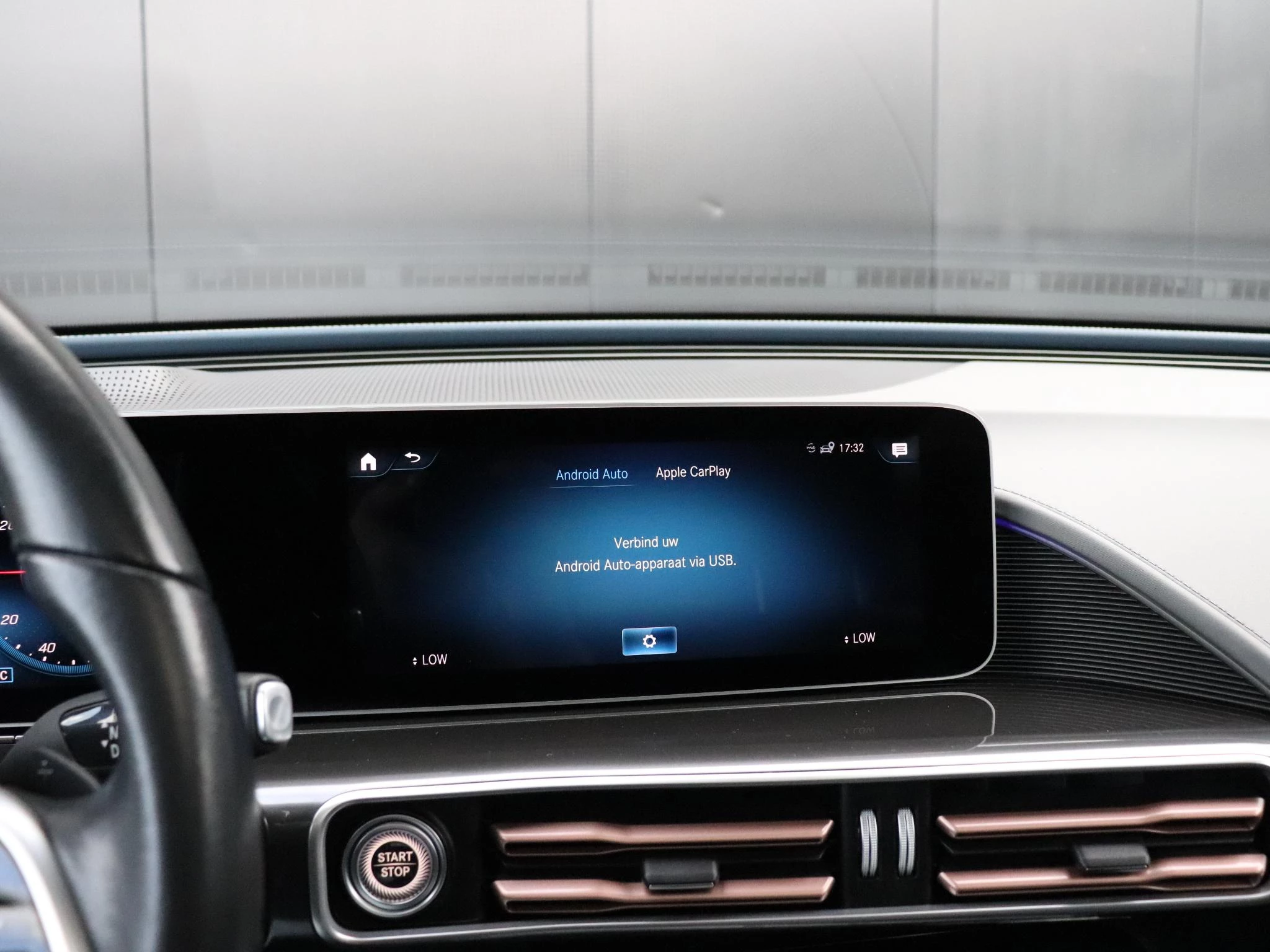Hoofdafbeelding Mercedes-Benz EQC